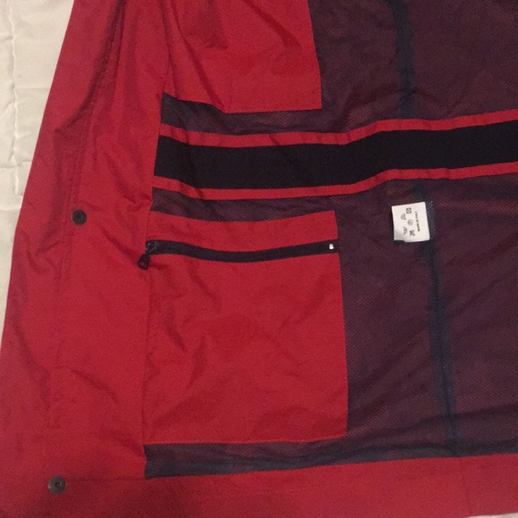Green Coast - Red women’s Rain Slicker - Picture 4 of 8